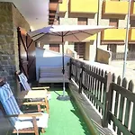 Comodo Y Soleado En *