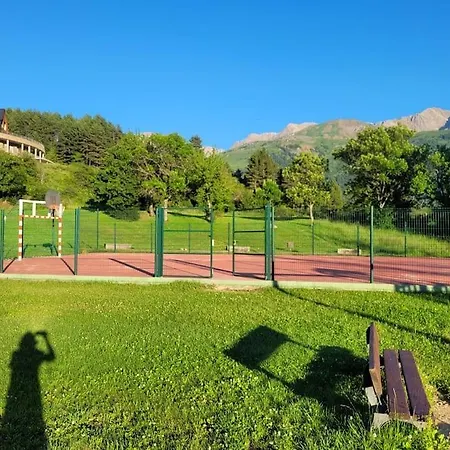 Comodo Y Soleado En *