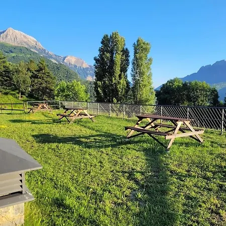 Comodo Y Soleado En * Panticosa